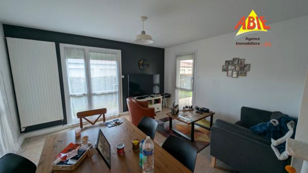 Appartement  3 pièce(s)  2 chambre(s)  61 m²