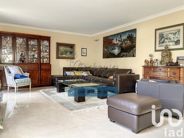 Maison 6 pièces de 147 m² à Noiseau (94880)