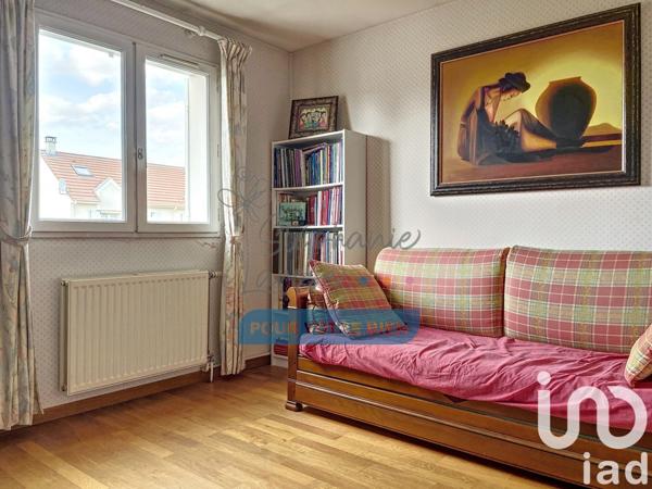 Maison 6 pièces de 147 m² à Noiseau (94880)