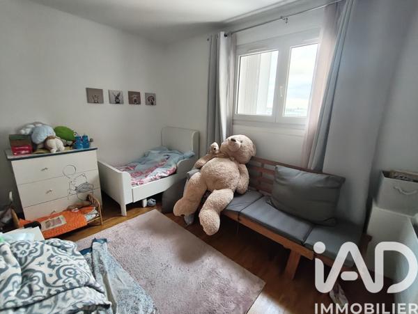 Location appartement 4 pièces 93 m² Montigny-le-Bretonneux