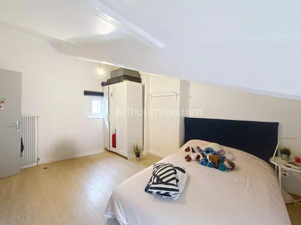 Location                                                      Appartement
                        
                     4 pièces                      75 m2                     à Clermont-Ferrand