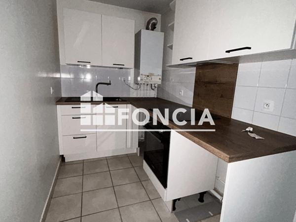 Location Appartement 2 pièces 42.71 m² - 66 AVENUE DU DRAPEAU Dijon 21000