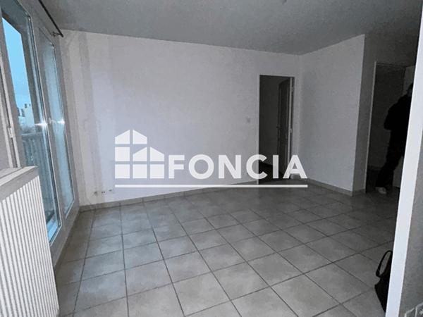 Location Appartement 2 pièces 42.71 m² - 66 AVENUE DU DRAPEAU Dijon 21000