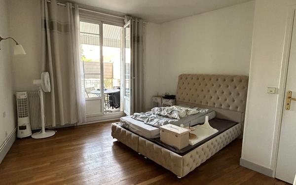 Appartement à vendre    3 pièces • 60 m2 Villemomble
