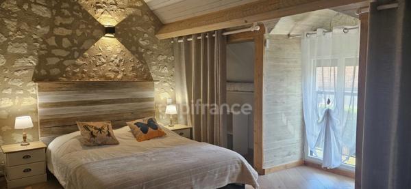 Noyers-sur-Cher (Loir-et-Cher), à vendre LONGERE 11 pièces de 232 m²