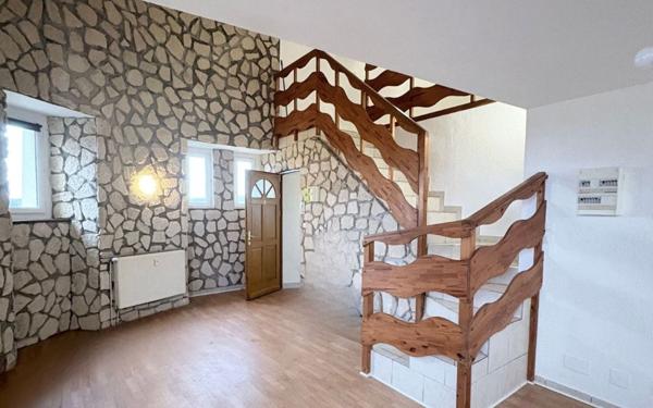 Appartement à louer    2 pièces •  Yutz