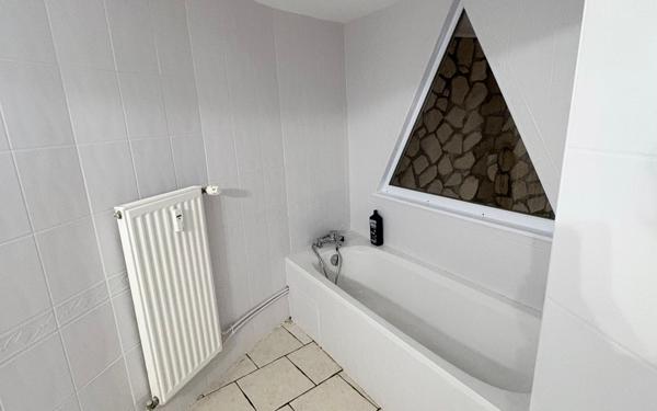 Appartement à louer    2 pièces •  Yutz