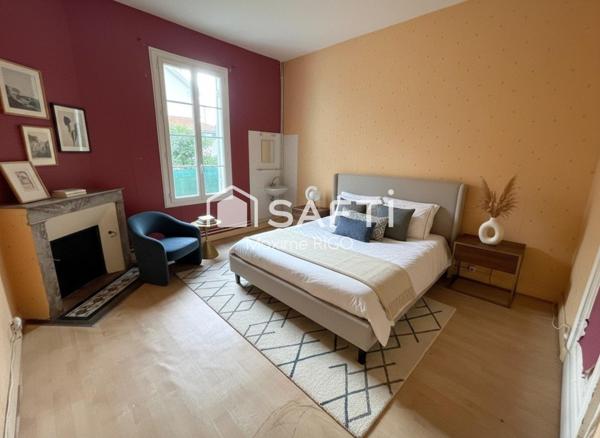 Maison de ville 7 pièces avec garage et jardin