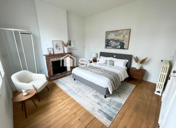 Maison de ville 7 pièces avec garage et jardin