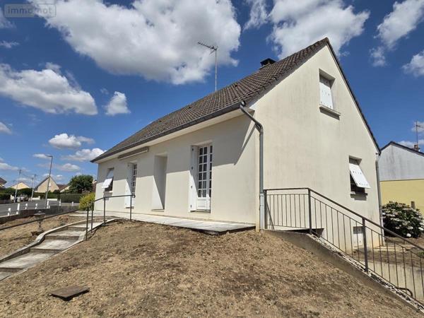 Maison à vendre à Château-Gontier-sur-Mayenne en Mayenne (53200), ref : 53073-1710