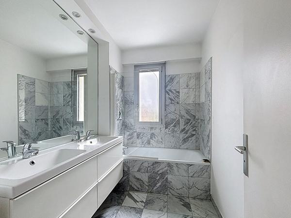 Bas de Chatou Appartement 5 pièce(s) 92.5 m² €599 000 ** - Référence 162065