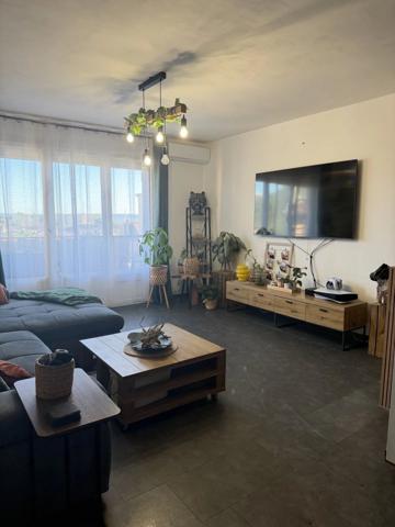 Vente Appartement 3 pièces 77 m2 à Rognac