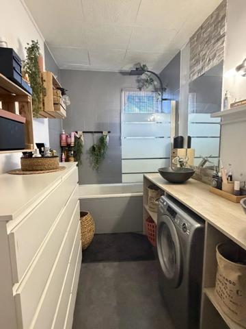 Vente Appartement 3 pièces 77 m2 à Rognac