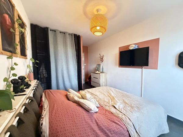Vente Appartement 3 pièces 77 m2 à Rognac