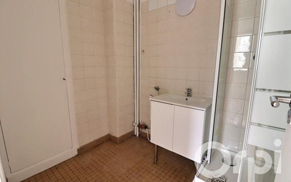 Appartement à vendre    2 pièces • 41 m2 Paris 19