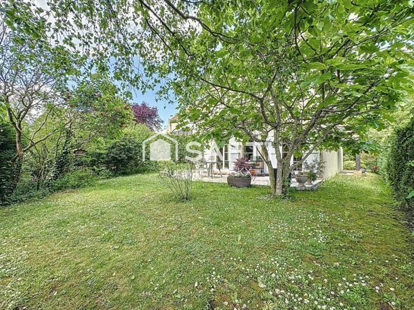 Maison individuelle lumineuse sans vis-à-vis.