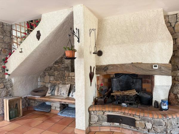 Maison à vendre de 153m2 6 pièces terrain de 1000m2 ALES (30)