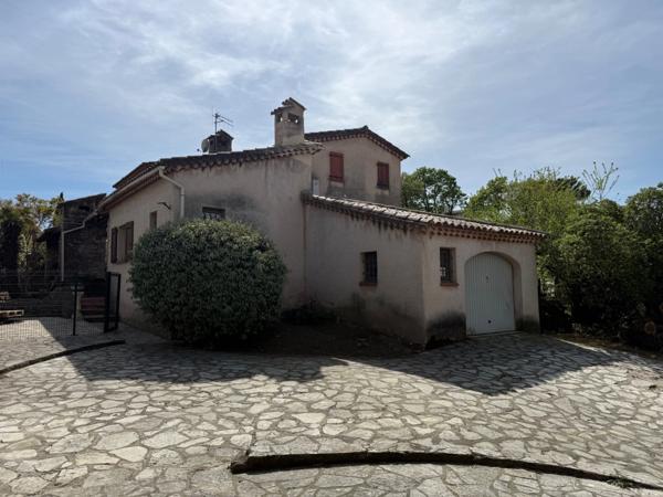 Maison à vendre de 153m2 6 pièces terrain de 1000m2 ALES (30)