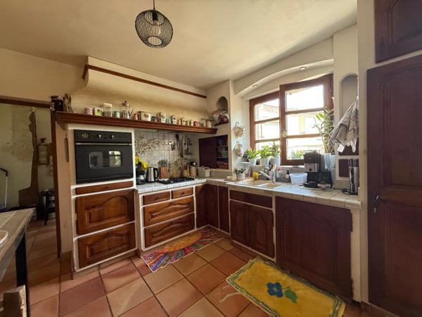 Maison à vendre de 153m2 6 pièces terrain de 1000m2 ALES (30)