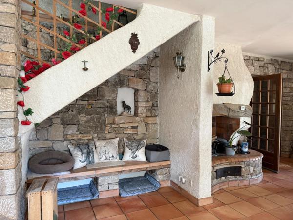 Maison à vendre de 153m2 6 pièces terrain de 1000m2 ALES (30)