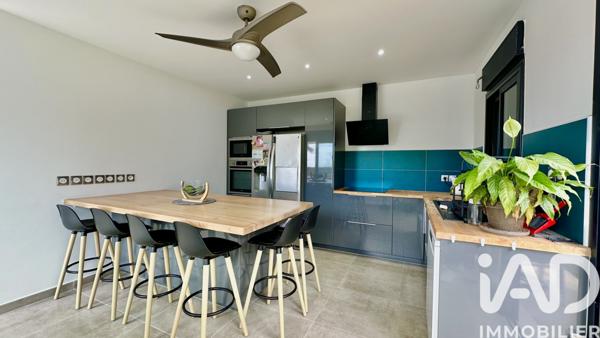 Maison à vendre 5 pièces 150 m² Saint-Pierre