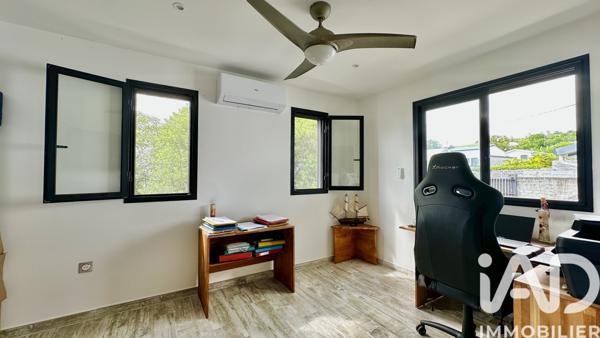 Maison à vendre 5 pièces 150 m² Saint-Pierre