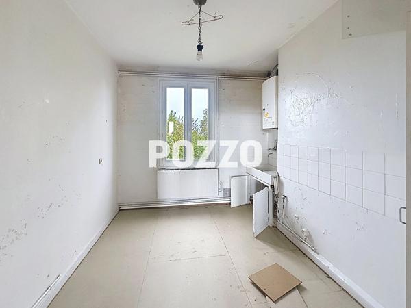 A VENDRE - Avranches CENTRE VILLE - Appartement et plateau à aménager - 3 pièce(s) AVRANCHES