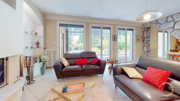 Maison Pamiers 6 pièce(s) 170m2 environs sur terrain de + de 1700m2 sans vis a vis  garage sous sol jacuzzi