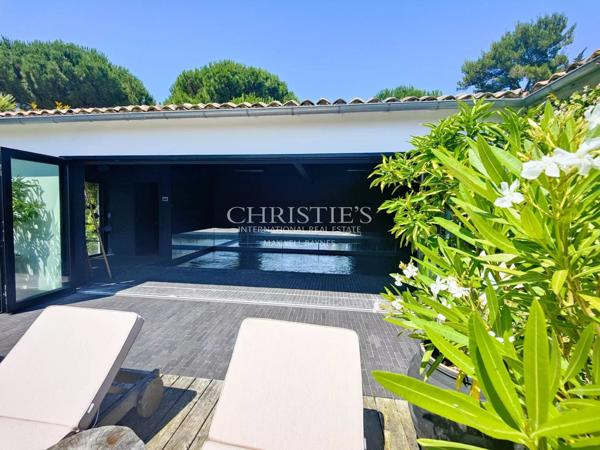 LES PORTES-EN-RE – Villa d’exception, atypique et paysagée entre plage et forêt