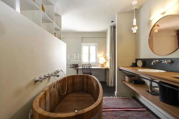 LES PORTES-EN-RE – Villa d’exception, atypique et paysagée entre plage et forêt