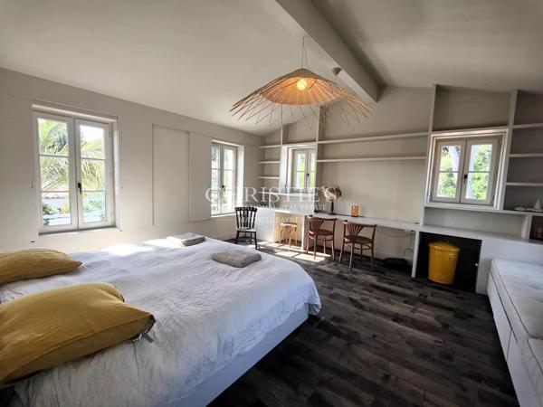 LES PORTES-EN-RE – Villa d’exception, atypique et paysagée entre plage et forêt