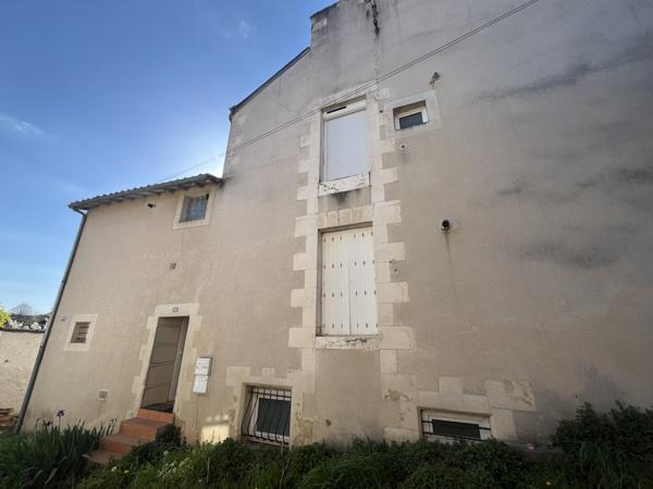 Poitiers (86000) POITIERS MONTBERNAGE APPARTEMENT TYPE 2 DE 33.6 M2 EXPOSE PLEIN SUD