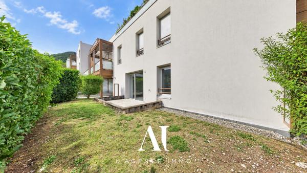 Appartement T2 en Rez-de-Jardin avec Garage Place de parking 01170 Gex