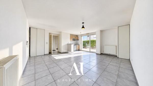 Appartement T2 en Rez-de-Jardin avec Garage Place de parking 01170 Gex