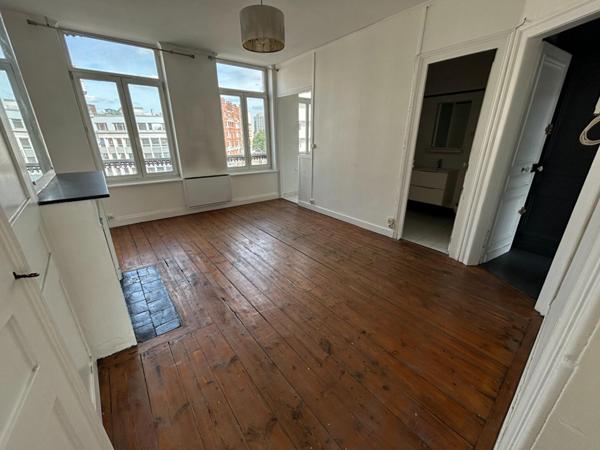A LOUER : T2 à LILLE • Place Jacquard - REPUBLIQUE • 755 € CC • Réf. G264-3