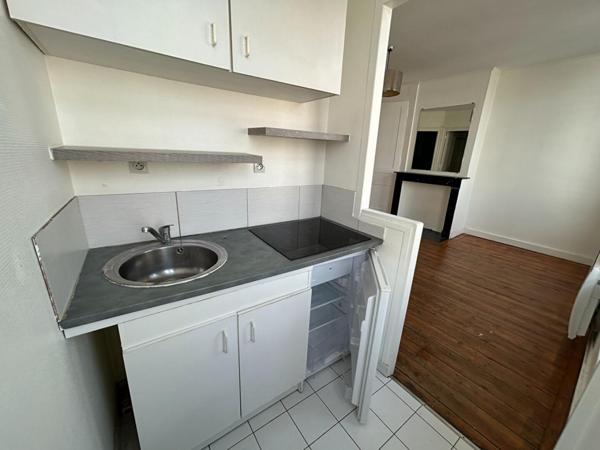 A LOUER : T2 à LILLE • Place Jacquard - REPUBLIQUE • 755 € CC • Réf. G264-3