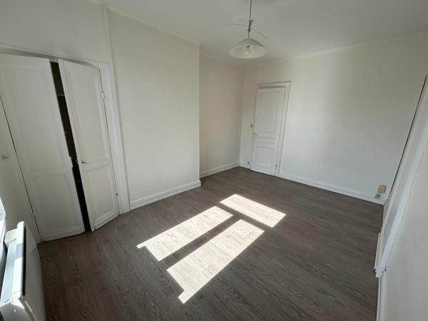 A LOUER : T2 à LILLE • Place Jacquard - REPUBLIQUE • 755 € CC • Réf. G264-3