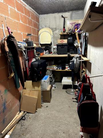 STUDIO AVEC BALCON + CAVE A 50 M DE LA MER