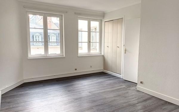 Appartement à louer    2 pièces •  Tours