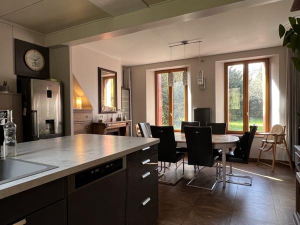 Maison de caractère en bord de rivière- Longueville Sur Scie-Sur-Scie