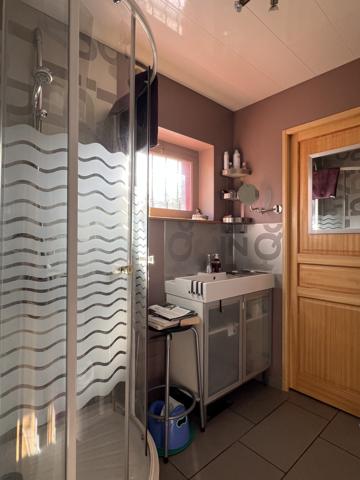 Maison de caractère en bord de rivière- Longueville Sur Scie-Sur-Scie