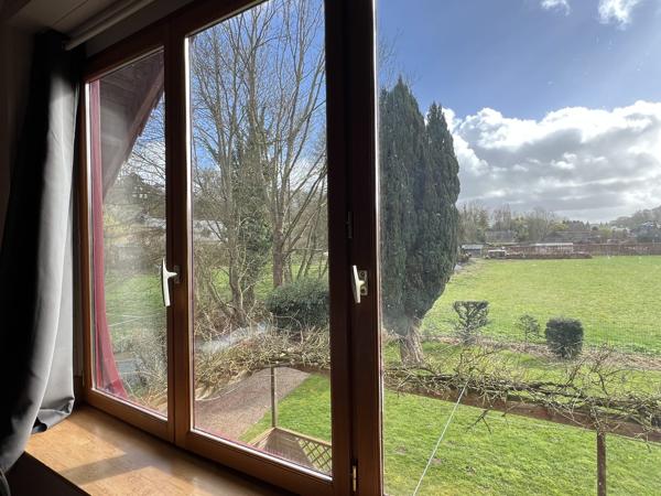 Maison de caractère en bord de rivière- Longueville Sur Scie-Sur-Scie