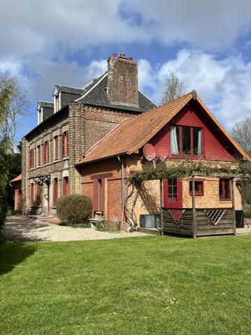 Maison de caractère en bord de rivière- Longueville Sur Scie-Sur-Scie