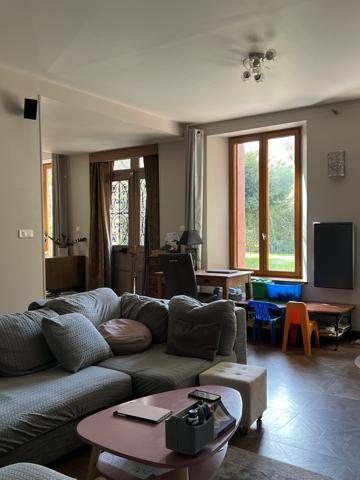 Maison de caractère en bord de rivière- Longueville Sur Scie-Sur-Scie