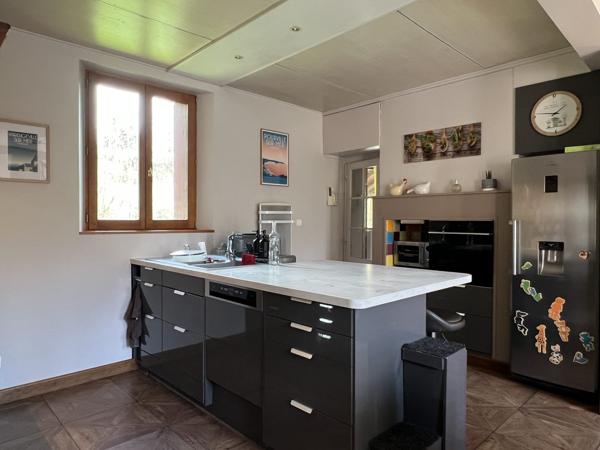 Maison de caractère en bord de rivière- Longueville Sur Scie-Sur-Scie