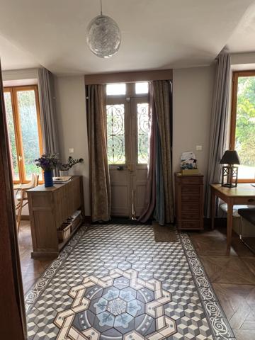 Maison de caractère en bord de rivière- Longueville Sur Scie-Sur-Scie