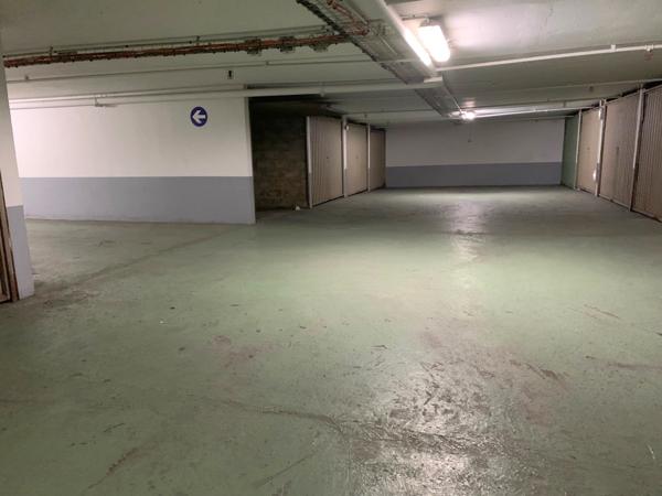 Paris (75006) PARIS 75006 BOX EN SOUS SOL SECURISE