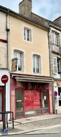 Immeuble à vendre 150m²