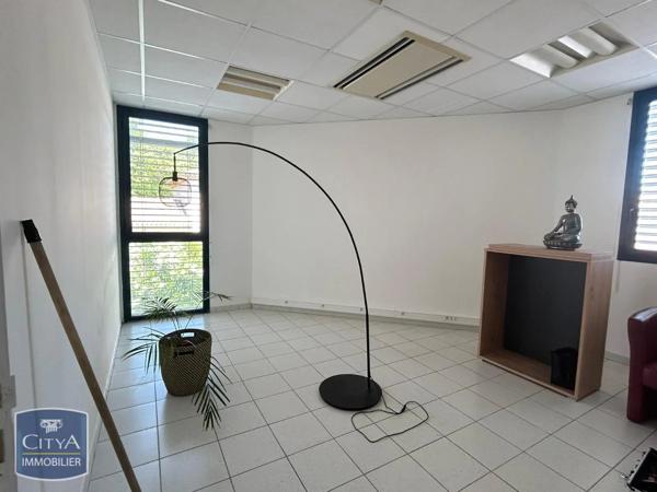 Local professionnel à louer Clermont-l'Hérault (34800)