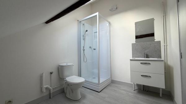 Appartement au situé au deuxième étage